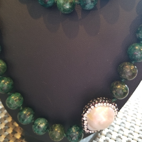 Turkish Malachite and mother of pearl long necklace. - Picture 6 of 7